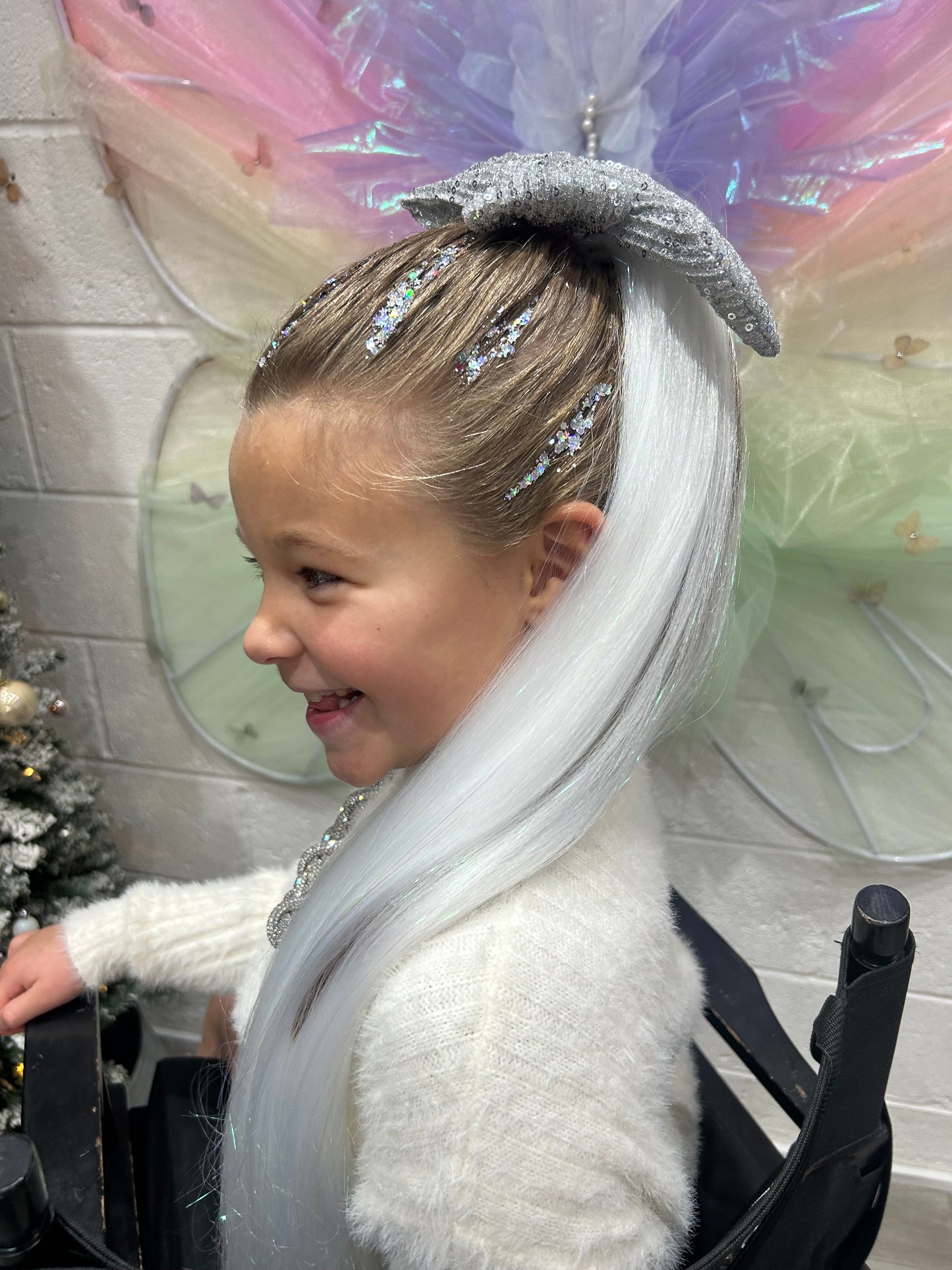 Christmas Snow Sparkle 24" Straight Ponytail